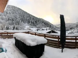 Chalet individuel - Panoramique montagnes & Proche Lacs