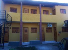 Casa do Mochileiro Airport Hostel & Pousada