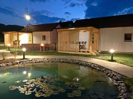 Ribiška vasica - Fishermen's Village，位于Radeče的酒店