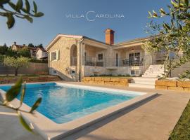 Villa Carolina，位于伊佐拉的别墅