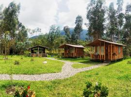 Casa de leña, cabaña rural，位于莱瓦镇伊瓜克国家公园附近的酒店