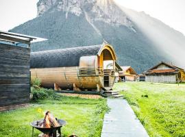 Schlafen im Fass - Schlaffass - Abenteuer - Romantik - Haslifass，位于因内特基尔兴的酒店