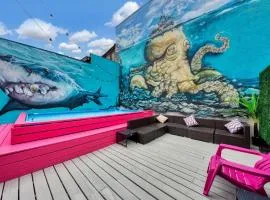 Mermaid-Shark 6BR House With Pool, Jacuzzi - Steps to Siesta Key Beach