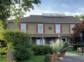 Woodbridge Inn & Tavern，位于贾斯珀的酒店