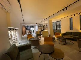 Appart Hôtel Victoria，位于万塞讷的酒店