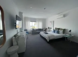 Rye Pier Apartment