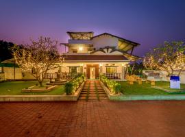 SaffronStays Adora Woods & Hills, Luxury Pool Villa in Murud，位于Jambrung 的酒店