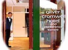 The Oliver Cromwell Hotel，位于马奇的酒店