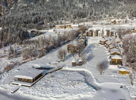 Lake Resort Pressegger See，位于黑马戈尔的海滩酒店