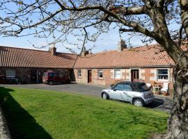 Charming Cottage in North Berwick with Sea Views，位于北贝里克的酒店