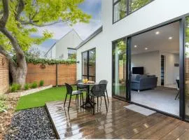 City Living - Christchurch Holiday Home