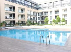 APARTMENTS GH - Accra - Cantonments - Embassy Gardens，位于阿克拉埃尔瓦克体育场附近的酒店