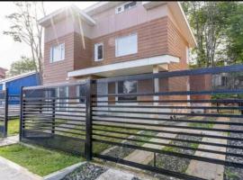 MODERNA CASA EN USHUAIA，位于乌斯怀亚的别墅