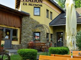 Penzion za mlynom，位于Liptovská Teplá的住宿加早餐旅馆