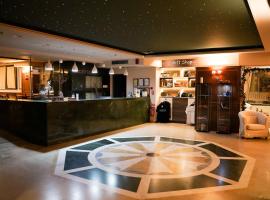 安东尼阿迪斯酒店，位于卡兰巴卡的酒店