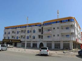 فندق ومنتجع القصر الملكي，位于Khawr Maksar的酒店