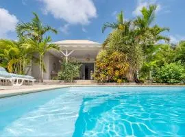 Villa KALINE, 3CH, piscine, jardin tropical