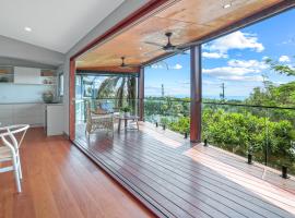 Luxe Coastal Abode, Marcus Beach，位于Marcus Beach的酒店