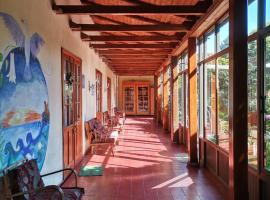 Casona Patrimonial Cobquecura Hotel Boutique，位于科布克库拉的海滩酒店