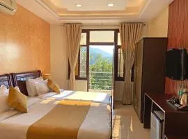 Hotel Nirvana Palace Rishikesh