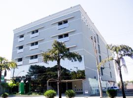 BOMBONATO PALACE HOTEL，位于乌贝拉巴的酒店