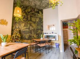 Social - Coliving & Coworking - Madrid，位于马德里的酒店