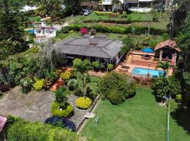 Hermosa Finca "Rancho 4Js"，位于La Cumbre的酒店