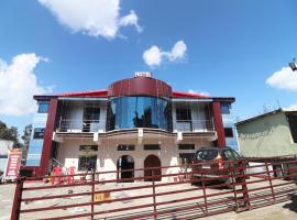 Hotel Mount pleasant，位于Pauri的酒店