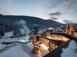 Falkensteiner Family Resort Lido Superior，位于崔聂斯的酒店