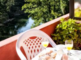 Alojamiento Covadonga，位于坎加斯-德奥尼斯的住宿加早餐旅馆