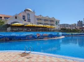 Holiday Inn - Aktau - Seaside by IHG，位于阿克套的酒店