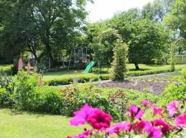 Gîte de caractère avec jardin, terrasse, et équipements pour enfants à Saint-Blin - FR-1-611-31