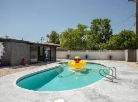 Luxury Old Town Scottsdale Oasis W/Pool (Sleeps 9)