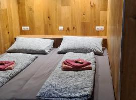 Flensburg City - 24h，位于弗伦斯堡的酒店