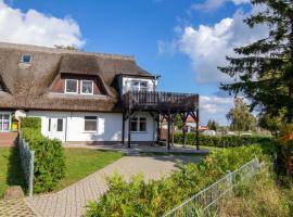 Ferienwohnungen Zum Fischerhafen，位于弗里斯特的酒店