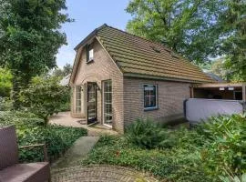 Luxe vakantiehuis in het bos met jacuzzi en sauna