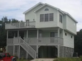OBX Family Home with Pool - Pet Friendly - Close to Beach- Pool open late Apr through Oct