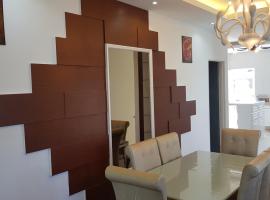 Lake Residence No73 - Classic Style, Cozy 1st Floor，位于普崇的酒店