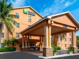 Holiday Inn Express Hotel & Suites Bonita Springs/Naples by IHG