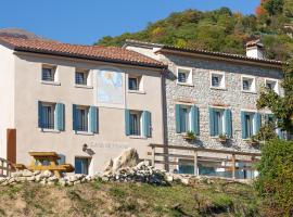 B&B CASA OLTRAVAL，位于瓦尔多比亚德内的住宿加早餐旅馆