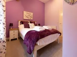 Caer Fedwen Barns Blodyn Cottage Cosy Self Catering with Private Hot Tub