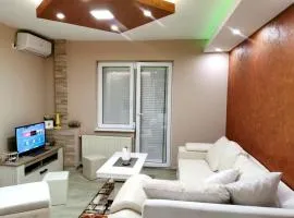 Lux Apartman Krstic