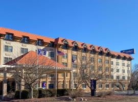 Comfort Suites Near Casinos，位于诺维奇Eastern Connecticut  State University附近的酒店