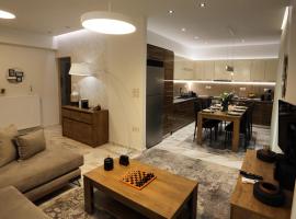 LA Larissa Luxury Apartments Peneus，位于拉里萨阿尔卡扎体育场附近的酒店