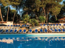 Belambra Clubs La Colle-sur-Loup - Les Terrasses De Saint-Paul De Vence，位于卢河畔拉科尔的酒店