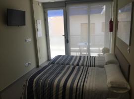 Apartamentos Turisticos Maria Guerrero，位于帕洛斯角的酒店