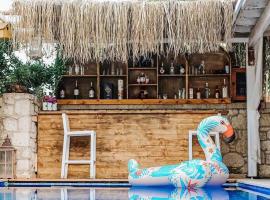 My Adress Alaçatı Butik Otel，位于阿拉恰特的酒店