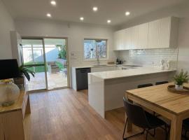 House on Argent Street，位于布罗肯希尔South Broken Hill Golf Course附近的酒店