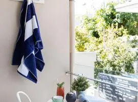 10 Hastings Street Motel