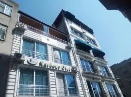 Harbour Hotel